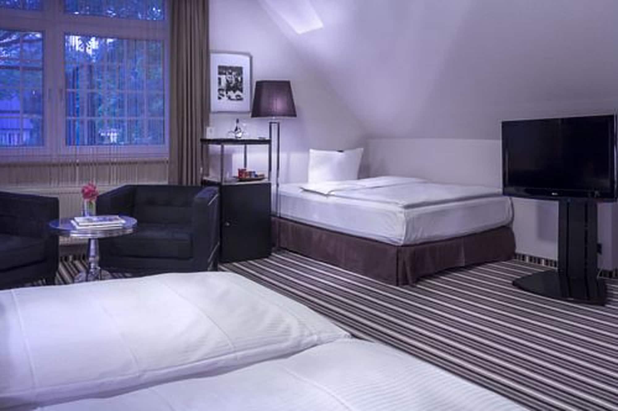 Boutique Hotel Poppenbuetteler Hof ハンブルク エクステリア 写真