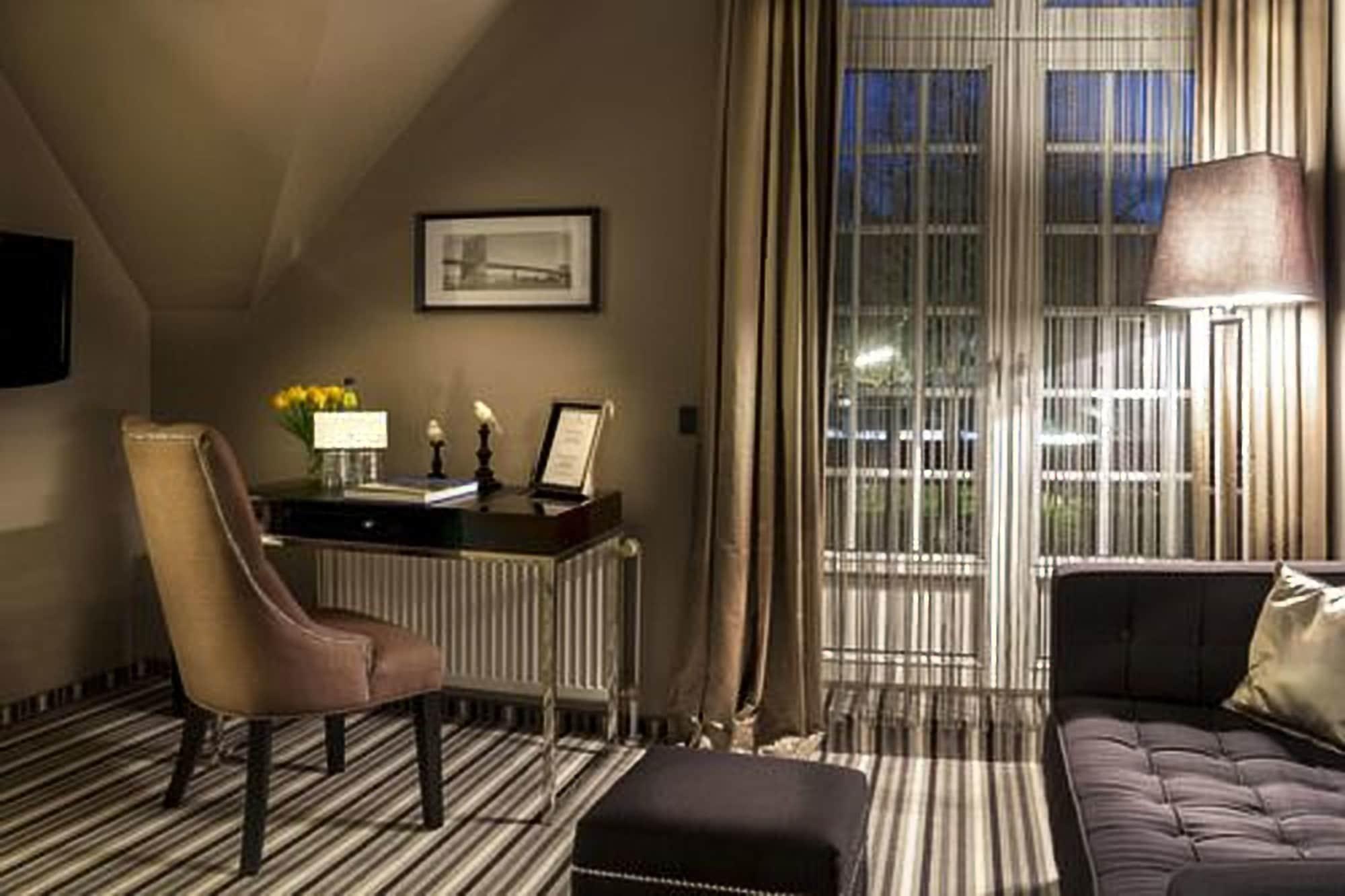 Boutique Hotel Poppenbuetteler Hof ハンブルク エクステリア 写真